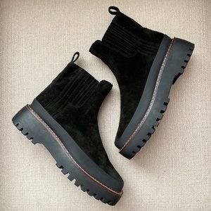 NEW Caslon Betsey Water Resistant Bootie Black Size 8.5